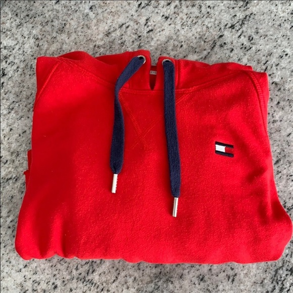 ✰ tommy hilfiger hoodie ✰ - Picture 2 of 6